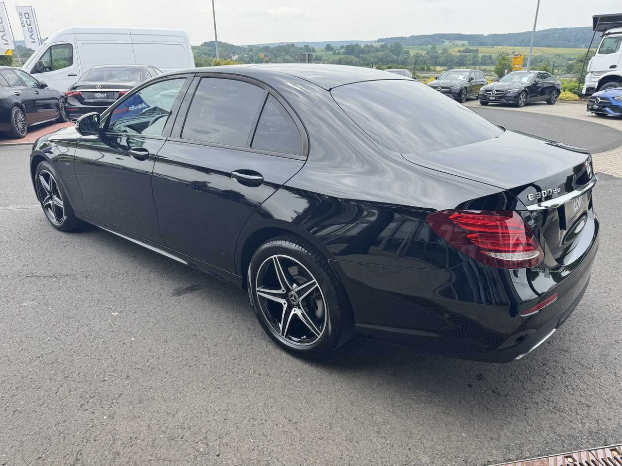 Mercedes-Benz E 300de 9G AMG+Pano+Memory+Ambiente+ RFK+Night - Berlina: foto 3 Mercedes-Benz E 300de 9G AMG+Pano+Memory+Ambiente+ RFK+Night - Berlina: foto 3
