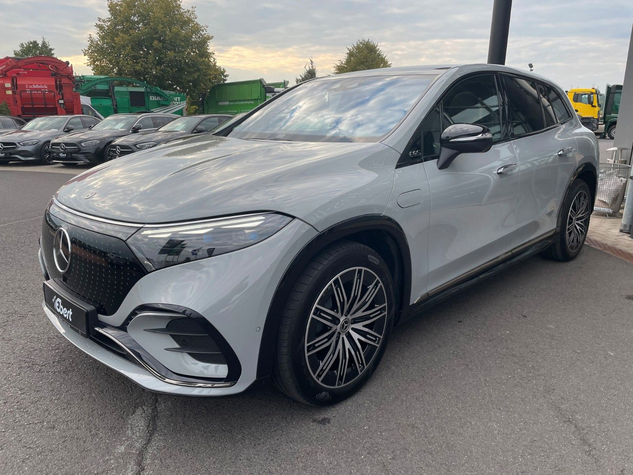 Mercedes-Benz EQS SUV 580 AMG DigL+AIR+HUD+Hyper+Burm+Pano - SUV/ Todoterreno: foto 2 Mercedes-Benz EQS SUV 580 AMG DigL+AIR+HUD+Hyper+Burm+Pano - SUV/ Todoterreno: foto 2