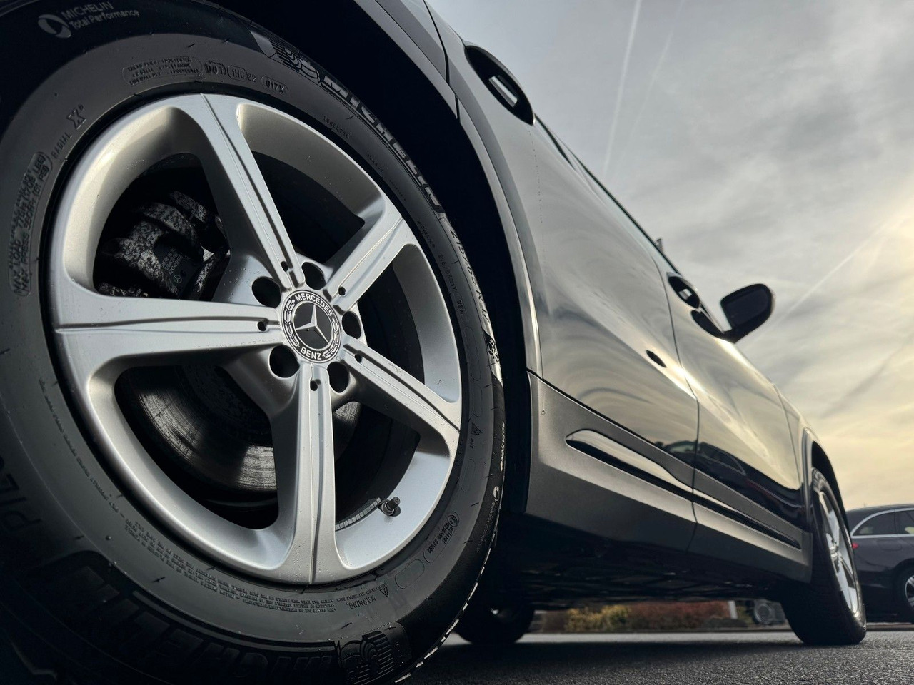 Mercedes-Benz GLA 200 AMG+Pano+Distr+Ambiente+Multibeam+ - SUV/ Todoterreno: foto 5 Mercedes-Benz GLA 200 AMG+Pano+Distr+Ambiente+Multibeam+ - SUV/ Todoterreno: foto 5