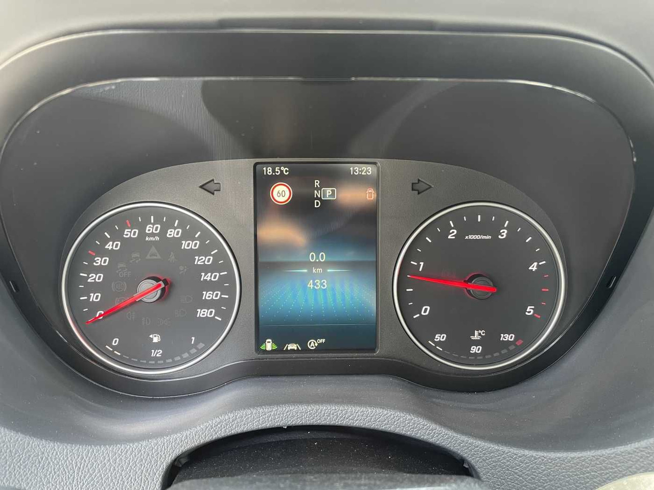 Arrendamiento de  Mercedes-Benz Sprinter 315 CDI Frischdienst Fahr-/Standkühlung Mercedes-Benz Sprinter 315 CDI Frischdienst Fahr-/Standkühlung: foto 10