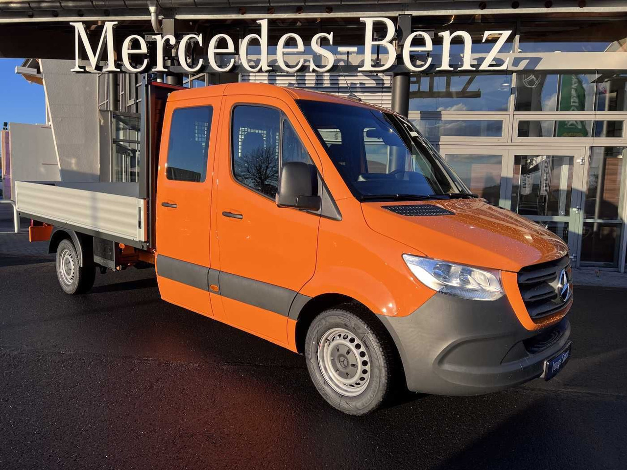 Mercedes-Benz Sprinter 317 CDI DoKa 4325 Klima MBUX Stdheiz - Furgoneta con lona, Furgoneta combi: foto 1 Mercedes-Benz Sprinter 317 CDI DoKa 4325 Klima MBUX Stdheiz - Furgoneta con lona, Furgoneta combi: foto 1
