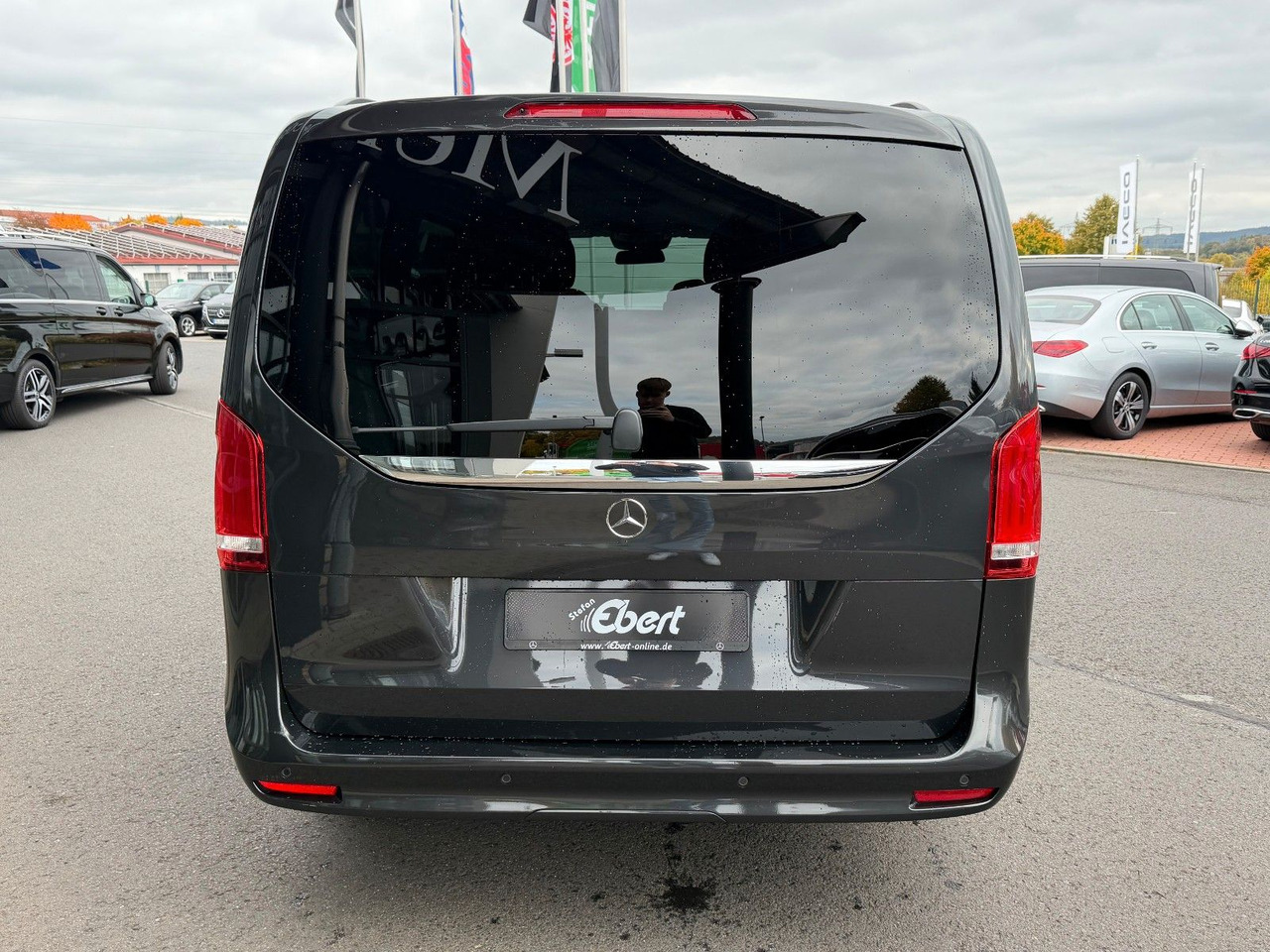 Mercedes-Benz V 250 AVANTGARDE ED AHK Tisch 6Sitze - Coche familiar: foto 5 Mercedes-Benz V 250 AVANTGARDE ED AHK Tisch 6Sitze - Coche familiar: foto 5