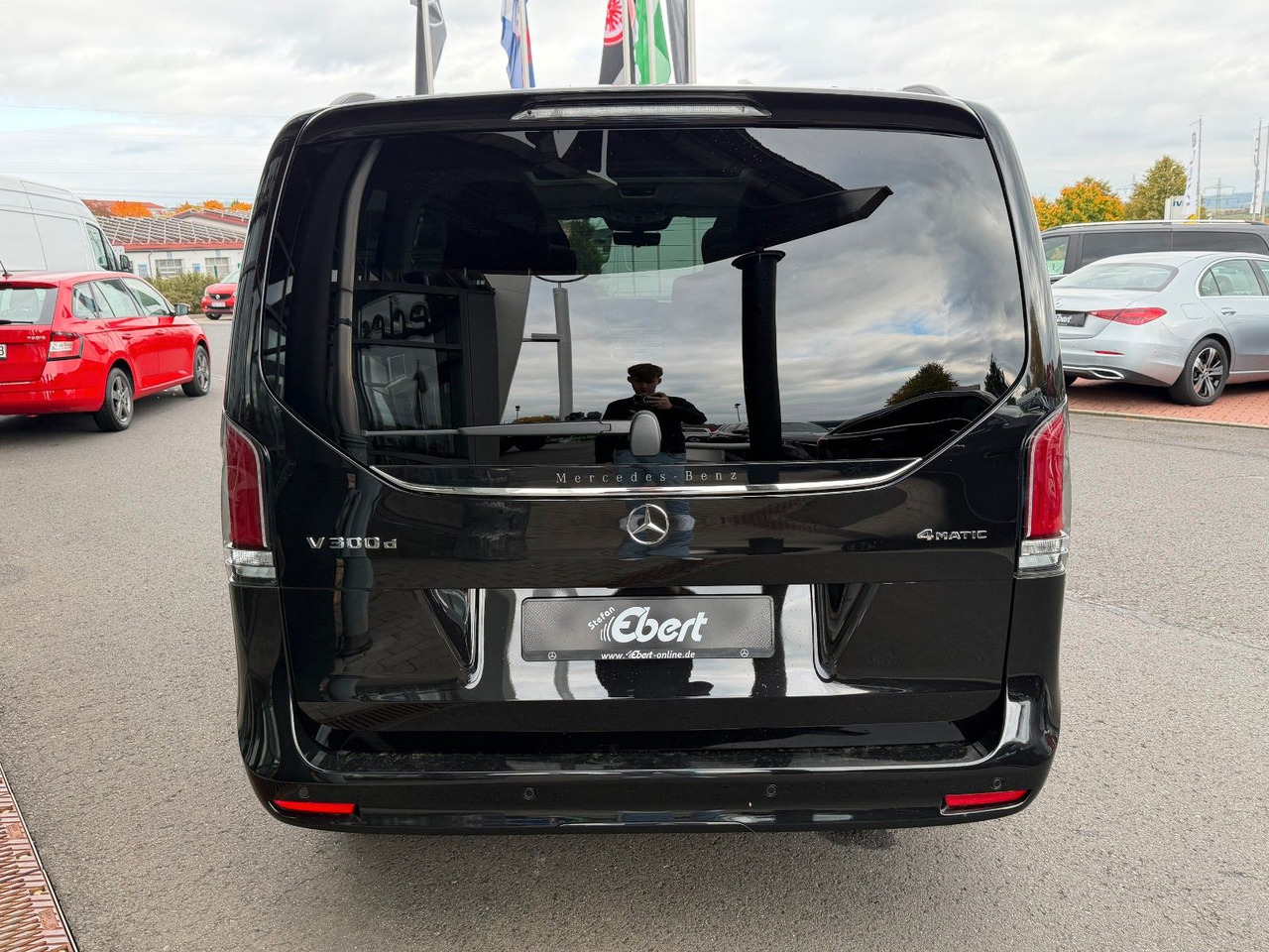 Mercedes-Benz V 300 d 4MATIC EXCLUSIVE Luxus-Sitze AHK2,5to - Coche familiar: foto 5 Mercedes-Benz V 300 d 4MATIC EXCLUSIVE Luxus-Sitze AHK2,5to - Coche familiar: foto 5