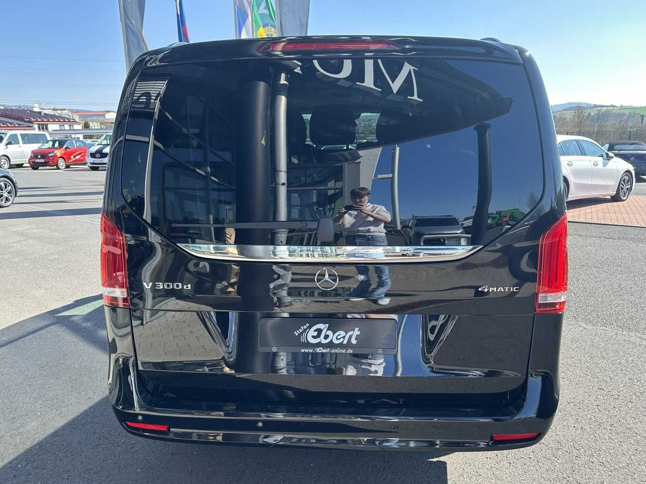 Mercedes-Benz V 300 d AVA ED 4MATIC AHK2,5to Standheiz 360Kam - Furgoneta de pasajeros: foto 5 Mercedes-Benz V 300 d AVA ED 4MATIC AHK2,5to Standheiz 360Kam - Furgoneta de pasajeros: foto 5