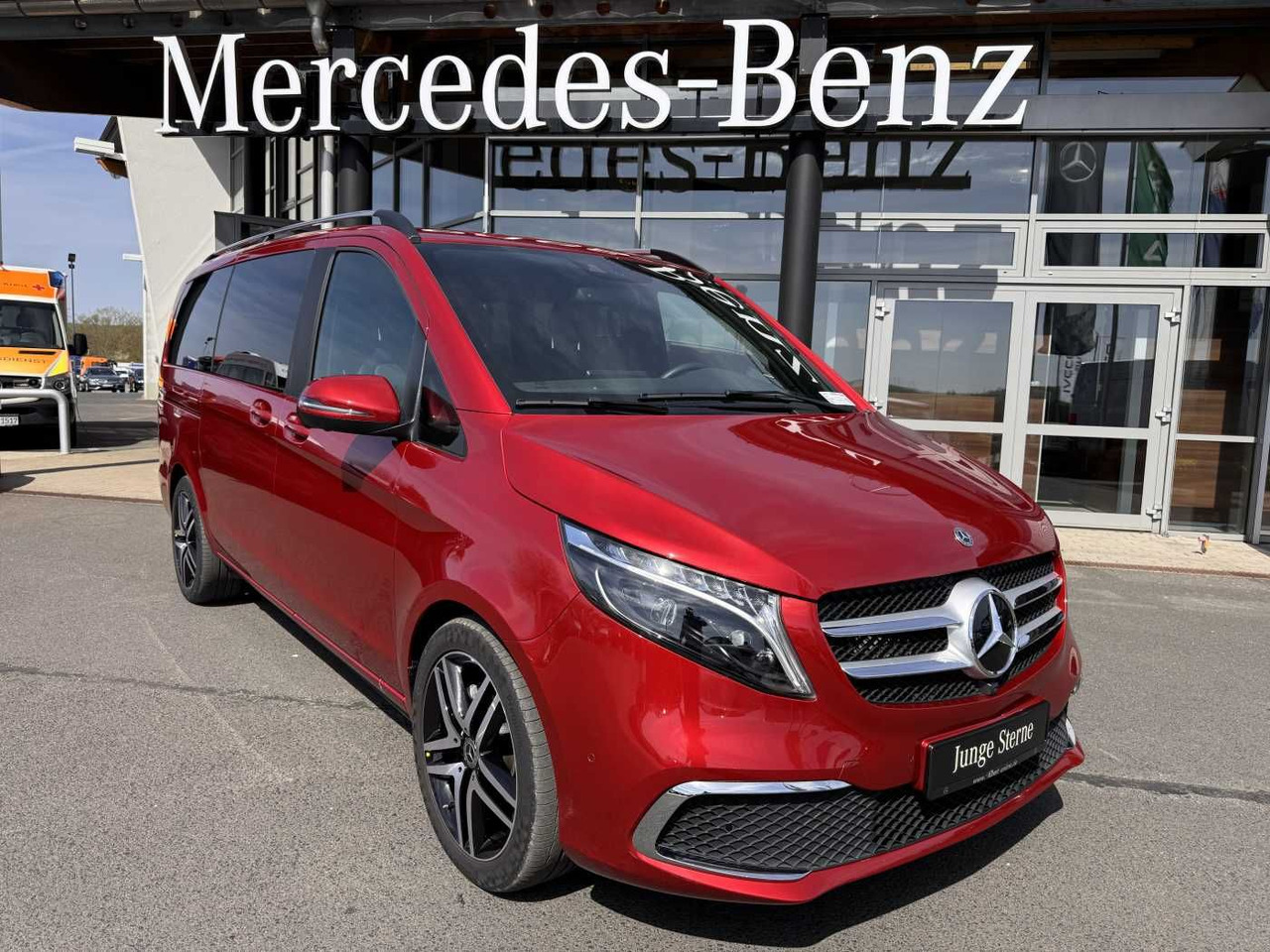 Furgoneta de pasajeros Mercedes-Benz V 300 d AVA ED Tisch AHK DISTRONIC 360 7Sitze: foto 1