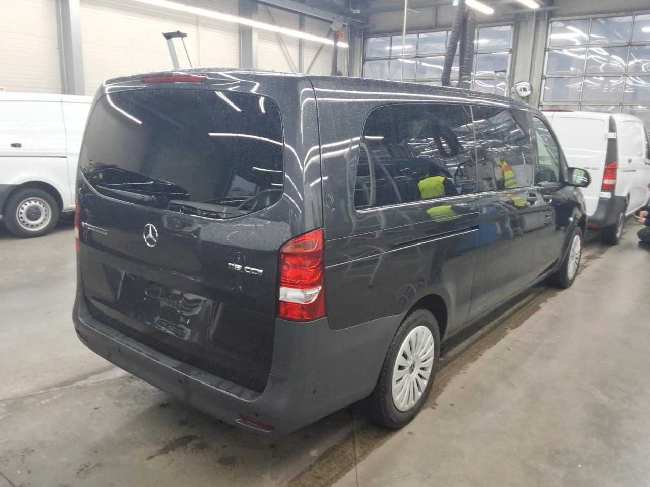 Mercedes-Benz Vito 116 CDI Tourer 2xKlima AHK Kamera Audio40 - Furgoneta de pasajeros: foto 3 Mercedes-Benz Vito 116 CDI Tourer 2xKlima AHK Kamera Audio40 - Furgoneta de pasajeros: foto 3