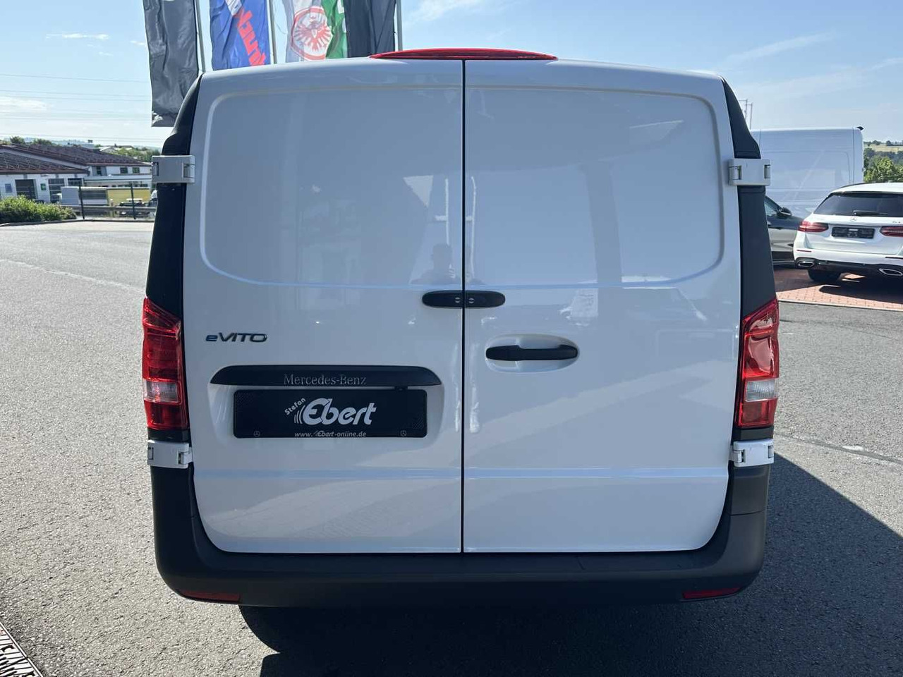 Mercedes-Benz eVito 112 Klima Kamera Navi SHZ Tempomat - Furgoneta pequeña, Furgoneta eléctrica: foto 5 Mercedes-Benz eVito 112 Klima Kamera Navi SHZ Tempomat - Furgoneta pequeña, Furgoneta eléctrica: foto 5