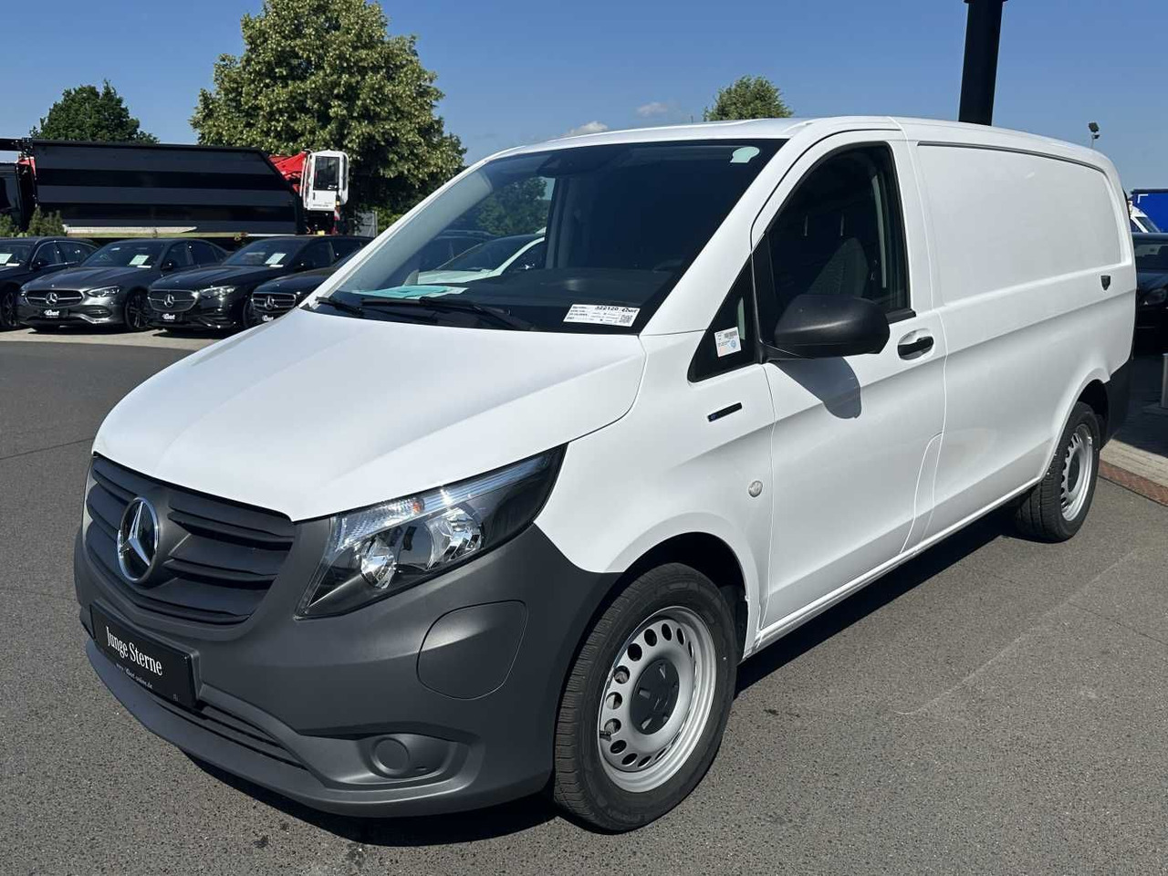 Mercedes-Benz eVito 112 Klima Kamera Navi SHZ Tempomat - Furgoneta pequeña, Furgoneta eléctrica: foto 3 Mercedes-Benz eVito 112 Klima Kamera Navi SHZ Tempomat - Furgoneta pequeña, Furgoneta eléctrica: foto 3