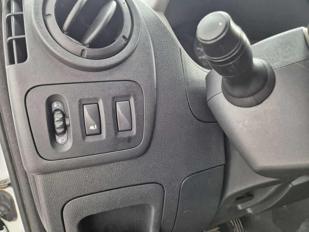 Camión con plataforma elevadora, Furgoneta Renault Master 2.3 dCi / France Elevateur 121FT, 12m: foto 15 Camión con plataforma elevadora, Furgoneta Renault Master 2.3 dCi / France Elevateur 121FT, 12m: foto 15