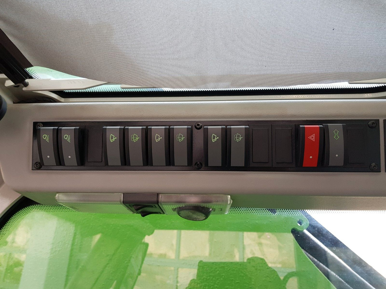 Excavadora de ruedas Sennebogen 817E / nur: 1.374h / 2019 / Sortiergreifer: foto 19