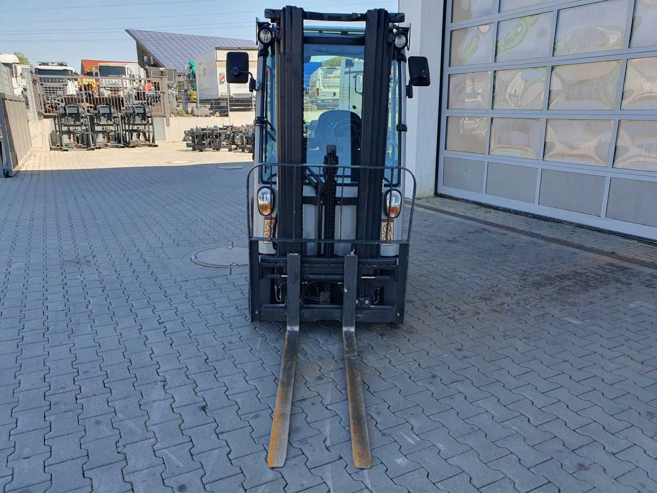 Arrendamiento de  Still RX20-14 / 2023 / Triplex: 4.60m! / 2.604h / SS Still RX20-14 / 2023 / Triplex: 4.60m! / 2.604h / SS: foto 9