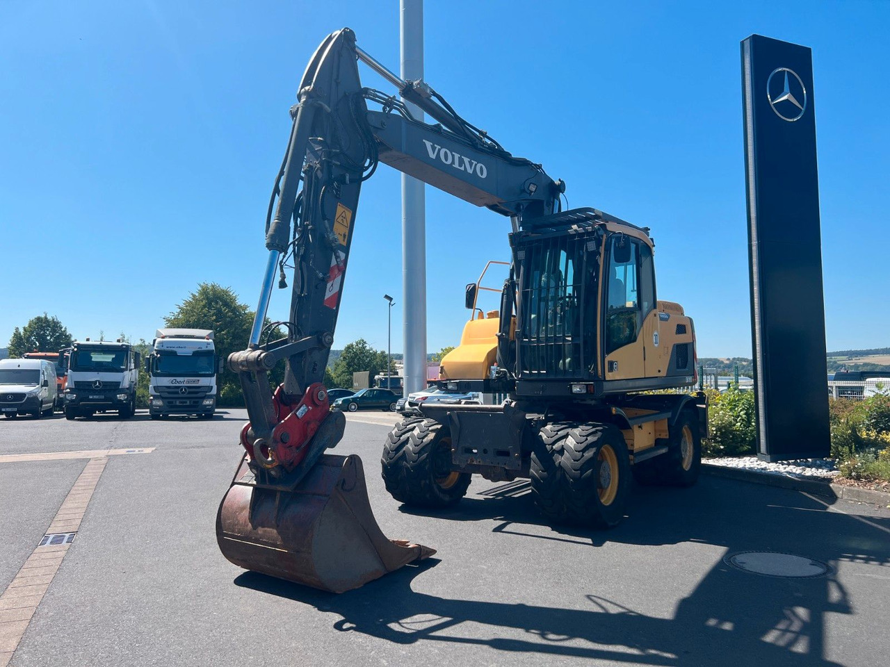 Arrendamiento de  Volvo EW160D / 2014 / 1xTieflöffel / Forstschutzgitter Volvo EW160D / 2014 / 1xTieflöffel / Forstschutzgitter: foto 10