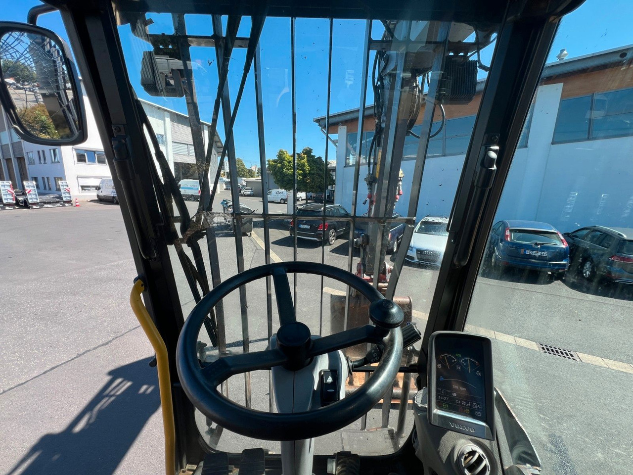 Arrendamiento de  Volvo EW160D / 2014 / 1xTieflöffel / Forstschutzgitter Volvo EW160D / 2014 / 1xTieflöffel / Forstschutzgitter: foto 15
