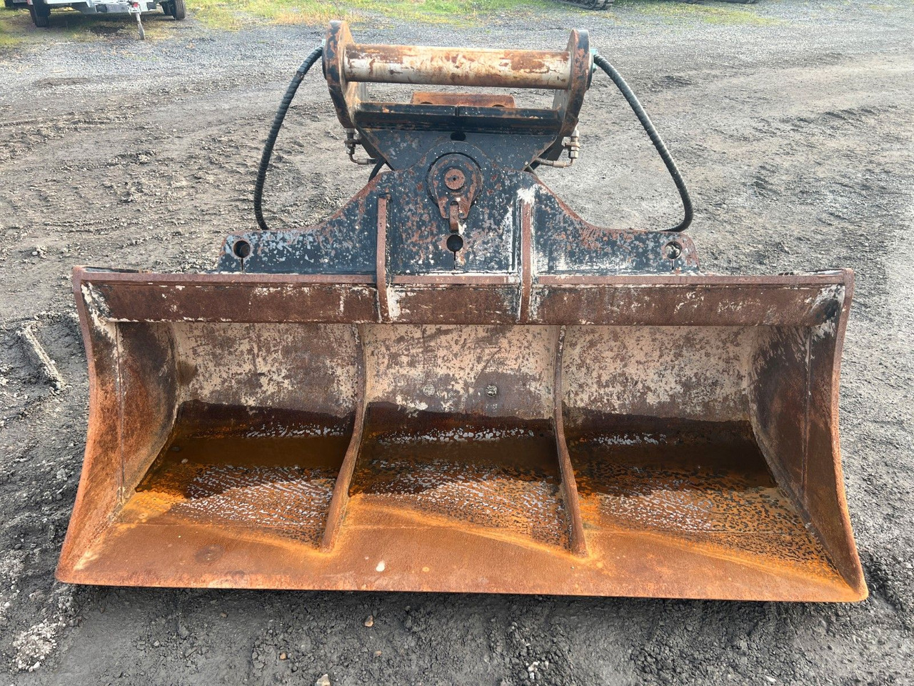 ZFE hydraulischer Grabenräumlöffel / MS21 / 2021 - Cazo para excavadora: foto 2 ZFE hydraulischer Grabenräumlöffel / MS21 / 2021 - Cazo para excavadora: foto 2