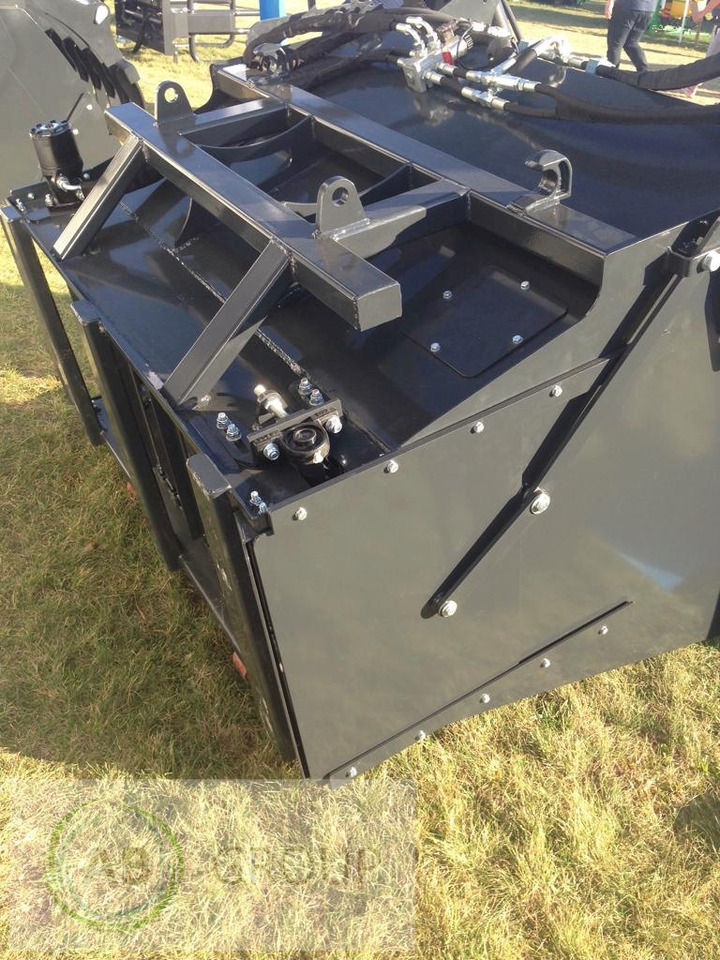 ArkMET feeding shovel with conveyor belt A605.150, 1.5 m - Maquinaria ganadera: foto 2 ArkMET feeding shovel with conveyor belt A605.150, 1.5 m - Maquinaria ganadera: foto 2