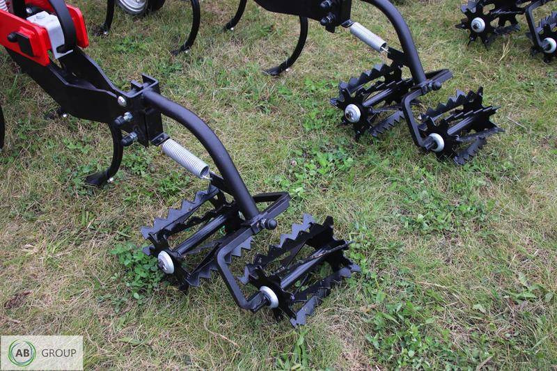 Awemak DRAGON TP 9 hydraulic folding inter-row cultivator - Combinado de siembra: foto 2 Awemak DRAGON TP 9 hydraulic folding inter-row cultivator - Combinado de siembra: foto 2