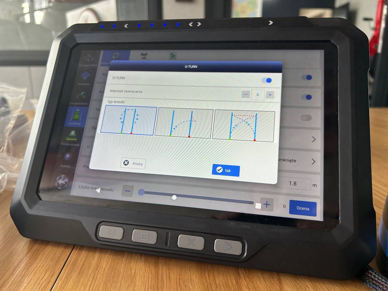 DOKEN AF305 ? Profesjonalna Nawigacja Rolnicza RTK 2,5 cm - Sistema de navegación para Maquinaria agrícola: foto 5 DOKEN AF305 ? Profesjonalna Nawigacja Rolnicza RTK 2,5 cm - Sistema de navegación para Maquinaria agrícola: foto 5