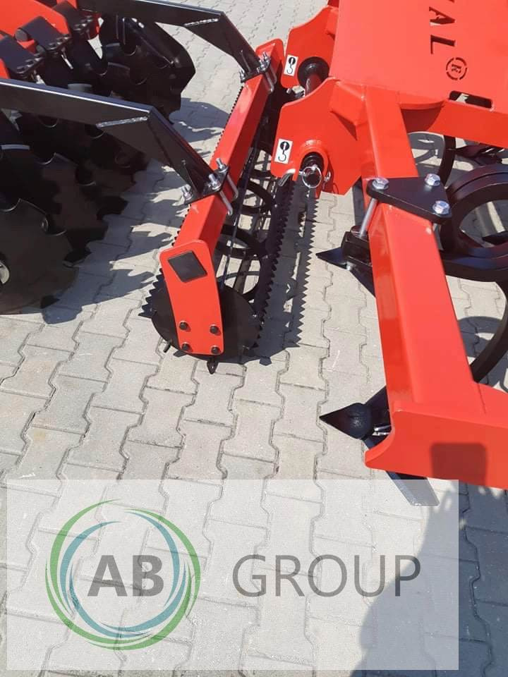 Dexwal disc harrow for vineyards Żuk 1,6 m - Rastras: foto 3 Dexwal disc harrow for vineyards Żuk 1,6 m - Rastras: foto 3