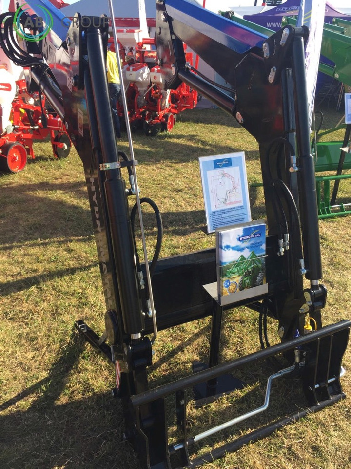 Hydrometal front loader AT-30 - Cargador frontal para tractor: foto 3 Hydrometal front loader AT-30 - Cargador frontal para tractor: foto 3