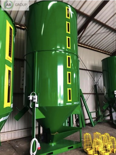 Mrol fodder mixer H037/7 (5000 kg) - Almacenamiento: foto 1 Mrol fodder mixer H037/7 (5000 kg) - Almacenamiento: foto 1