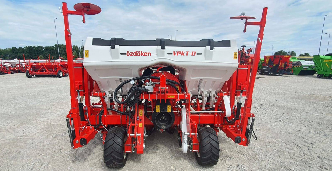 Ozdoken pneumatic precision seeder model VPKT-DG6 - on stock - Sembradora de precisión: foto 3 Ozdoken pneumatic precision seeder model VPKT-DG6 - on stock - Sembradora de precisión: foto 3