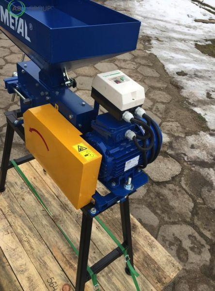 Unimetal grain crusher H-200 - Equipo poscosecha: foto 3 Unimetal grain crusher H-200 - Equipo poscosecha: foto 3