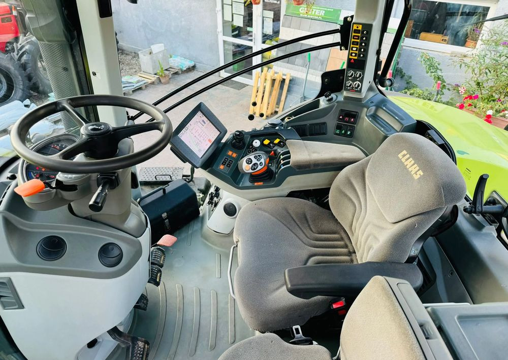 Tractor Claas Axion 930 CMATIC CEBIS: foto 10 Tractor Claas Axion 930 CMATIC CEBIS: foto 10