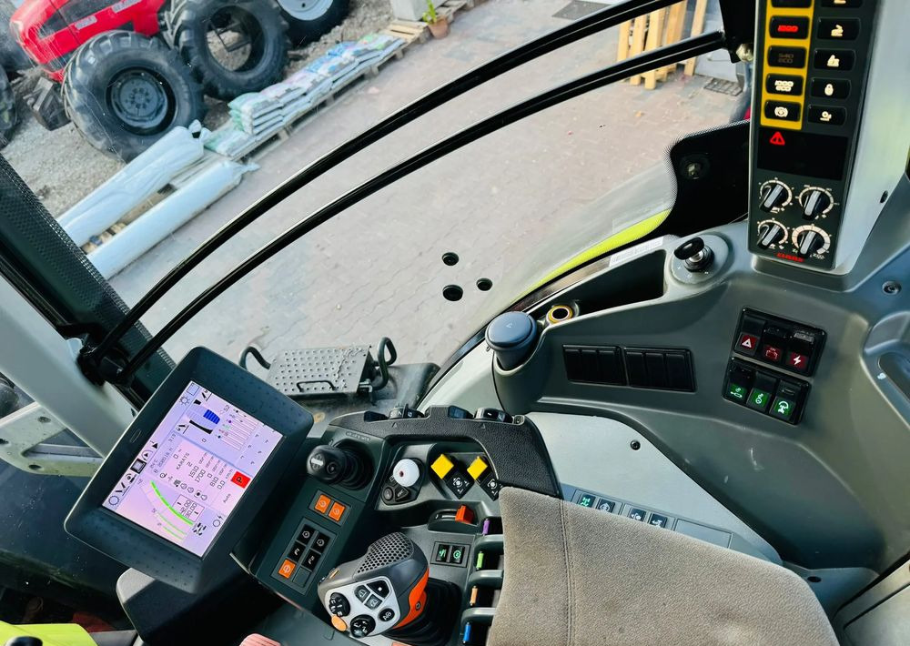 Tractor Claas Axion 930 CMATIC CEBIS: foto 12 Tractor Claas Axion 930 CMATIC CEBIS: foto 12