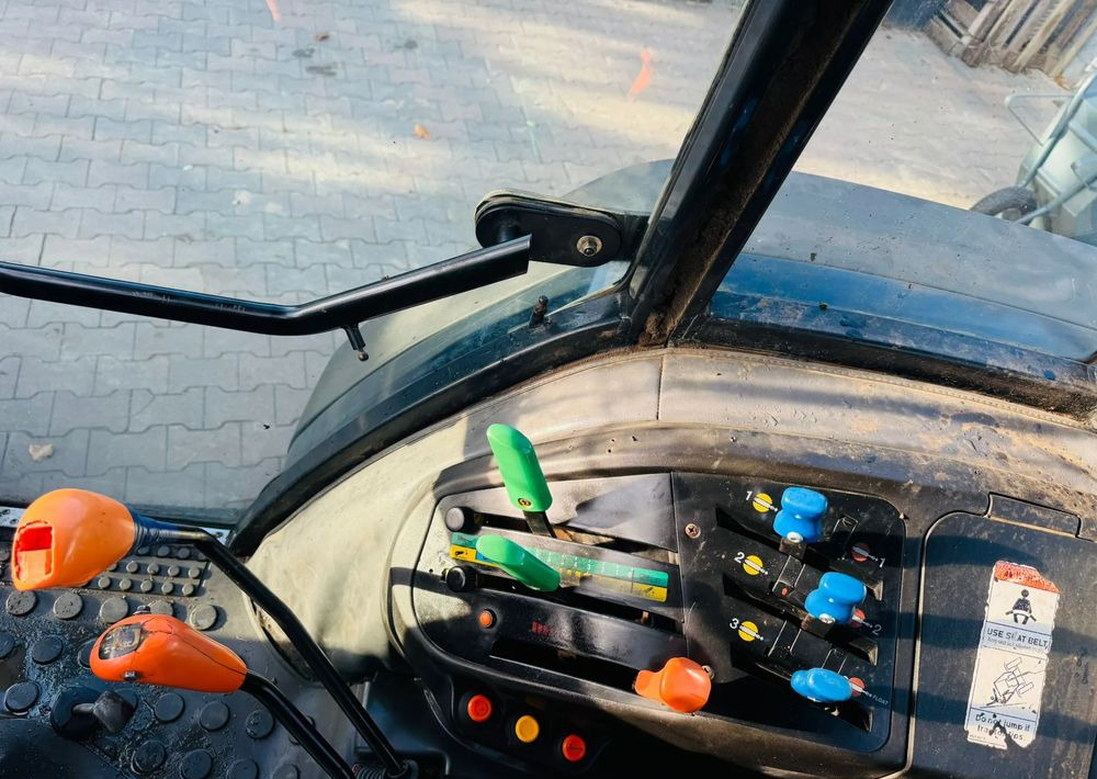 Tractor Deutz-Fahr Agroplus 87: foto 15 Tractor Deutz-Fahr Agroplus 87: foto 15