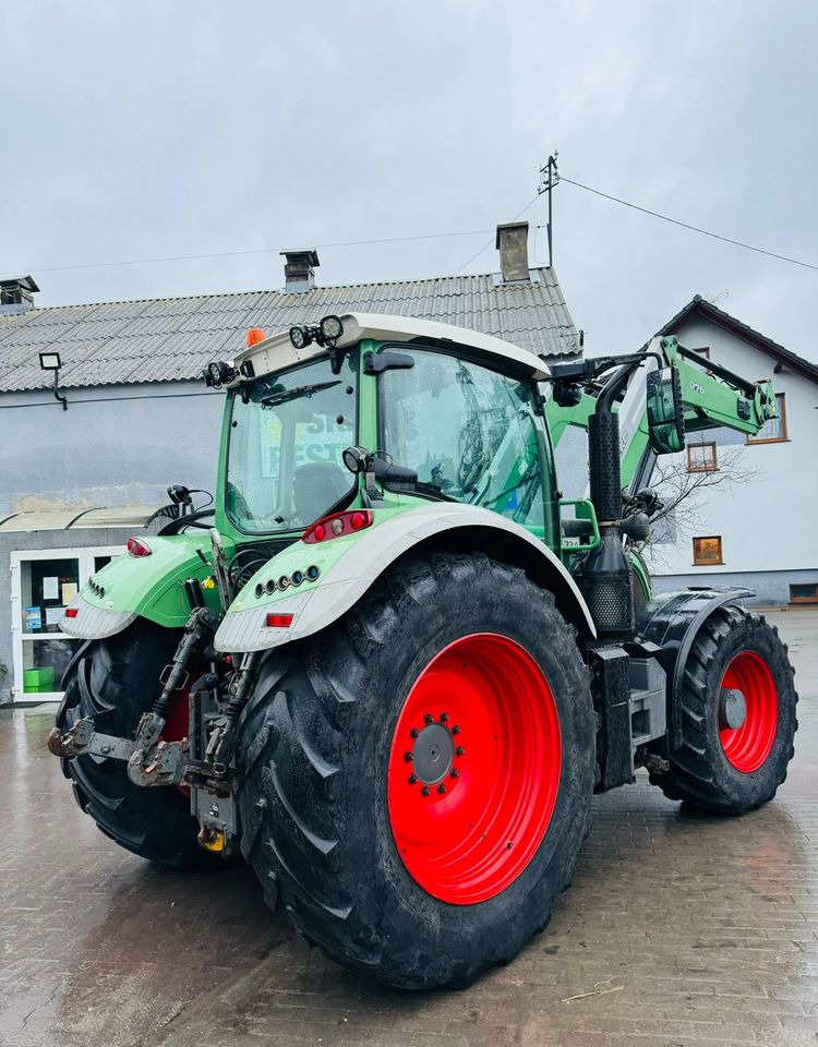 Tractor Fendt 724: foto 14 Tractor Fendt 724: foto 14