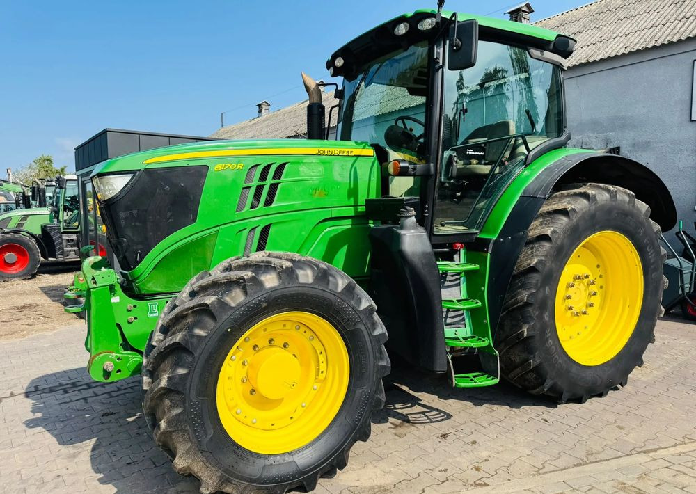 John Deere 6170R - Tractor: foto 1 John Deere 6170R - Tractor: foto 1