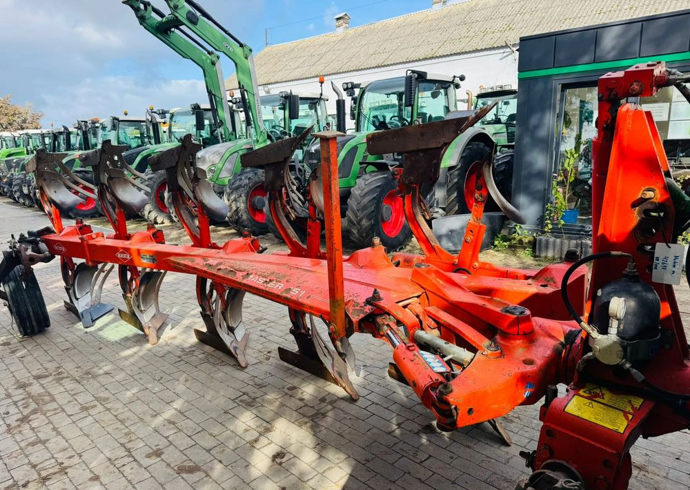 Arrendamiento de  Kuhn Vari Master 151 Kuhn Vari Master 151: foto 10