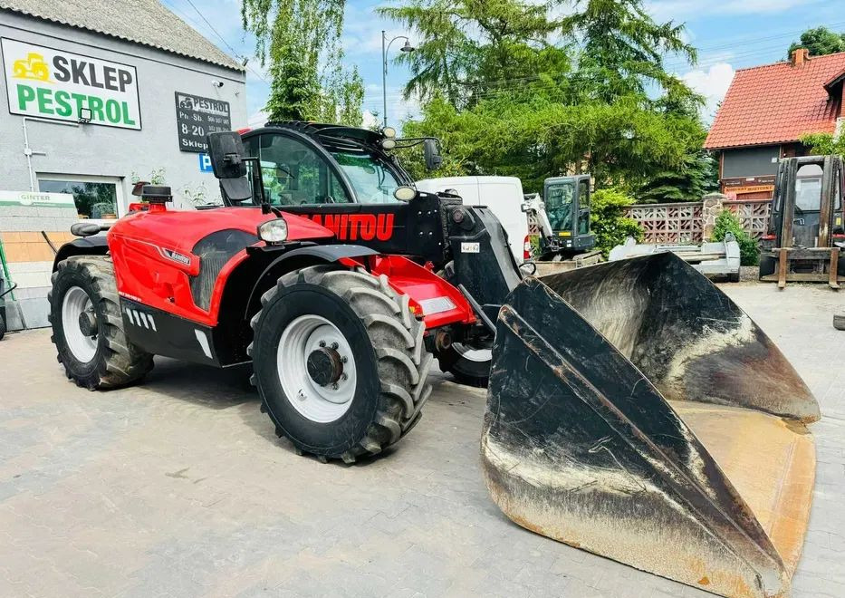 Manitou 741-140 V+ PREMIUM - Manipulador telescópico: foto 3 Manitou 741-140 V+ PREMIUM - Manipulador telescópico: foto 3
