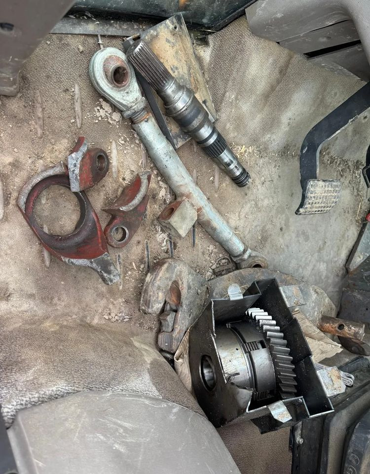 Tractor Renault Ares 826 RZ: foto 12