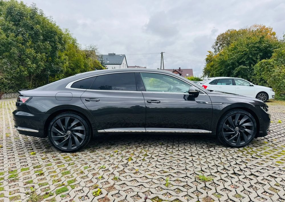 Volkswagen Arteon 2.0 TDI SCR DSG R-Line - Coupé: foto 4 Volkswagen Arteon 2.0 TDI SCR DSG R-Line - Coupé: foto 4