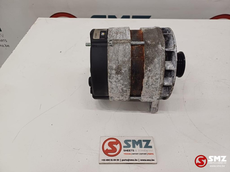 Caterpillar Alternator Caterpillar - Alternador para Equipo de manutención: foto 2 Caterpillar Alternator Caterpillar - Alternador para Equipo de manutención: foto 2