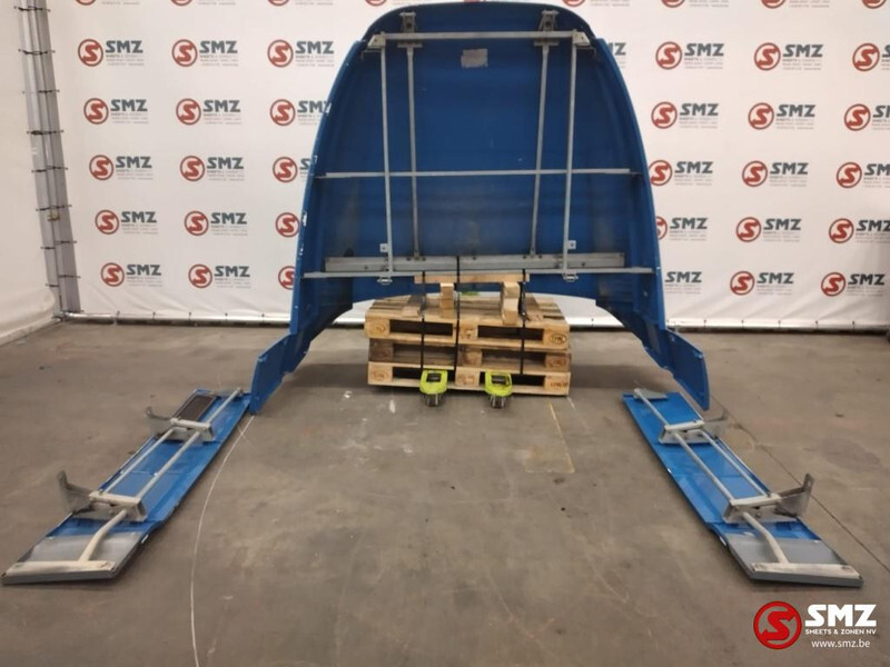 DAF Occ cabinespoilerset DAF XF 105 - Aerodinámica/ Spoiler para Camión: foto 2 DAF Occ cabinespoilerset DAF XF 105 - Aerodinámica/ Spoiler para Camión: foto 2