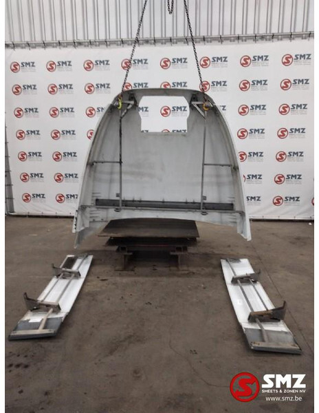 DAF Occ cabinespoilerset DAF XF105 1698098 1740449 174 - Aerodinámica/ Spoiler para Camión: foto 2 DAF Occ cabinespoilerset DAF XF105 1698098 1740449 174 - Aerodinámica/ Spoiler para Camión: foto 2