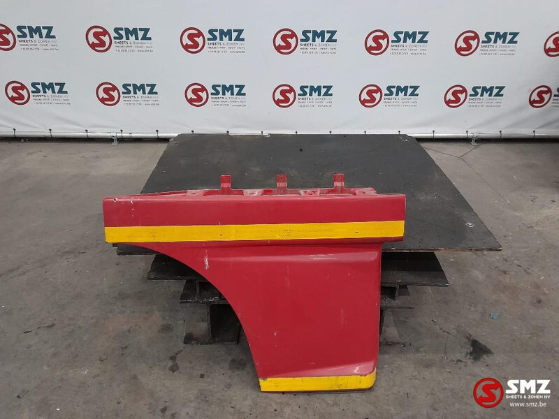 DAF Occ deurverlenging rechts DAF XF105 - Puerta y piezas para Camión: foto 1 DAF Occ deurverlenging rechts DAF XF105 - Puerta y piezas para Camión: foto 1