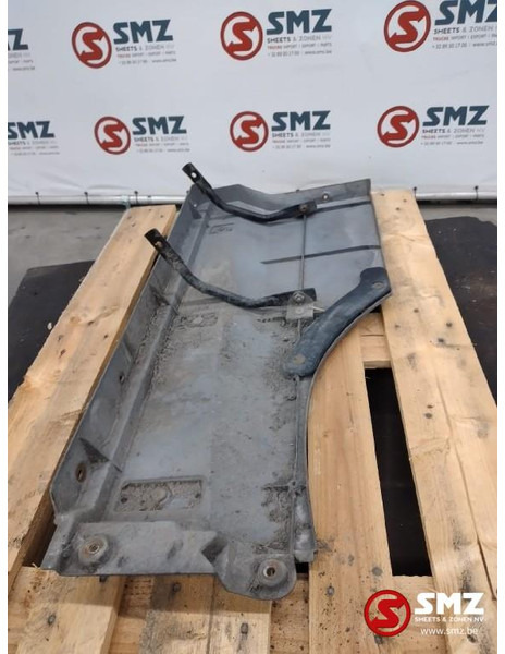 DAF Occ spatbordverlenger rechts DAF - Carrocería y exterior para Camión: foto 2 DAF Occ spatbordverlenger rechts DAF - Carrocería y exterior para Camión: foto 2