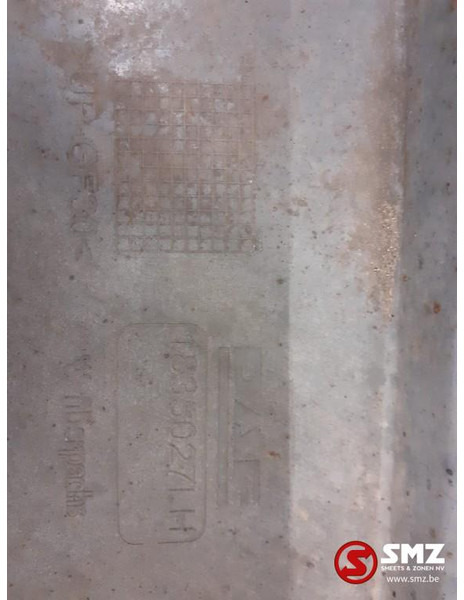 DAF Occ spatbordverlenging links DAF - Carrocería y exterior para Camión: foto 4 DAF Occ spatbordverlenging links DAF - Carrocería y exterior para Camión: foto 4