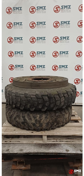 DUNLOP Occ industrieband 10.00-20 Dunlop - Neumático para Camión: foto 1 DUNLOP Occ industrieband 10.00-20 Dunlop - Neumático para Camión: foto 1