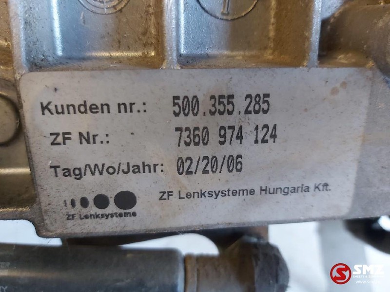 Iveco Occ stuurkolom Iveco stralis - Columna de dirección para Camión: foto 4 Iveco Occ stuurkolom Iveco stralis - Columna de dirección para Camión: foto 4