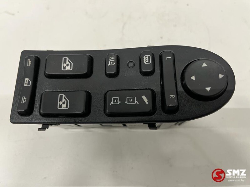 MAN Deurmodule links TGA - Cabina e interior para Camión: foto 4 MAN Deurmodule links TGA - Cabina e interior para Camión: foto 4