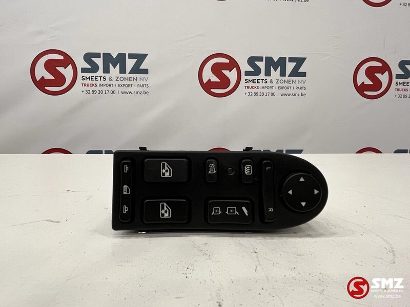 MAN Deurmodule links TGA - Cabina e interior para Camión: foto 1 MAN Deurmodule links TGA - Cabina e interior para Camión: foto 1