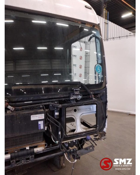 MAN Occ Cabine compleet MAN TGX euro 5 - Cabina e interior para Camión: foto 3 MAN Occ Cabine compleet MAN TGX euro 5 - Cabina e interior para Camión: foto 3