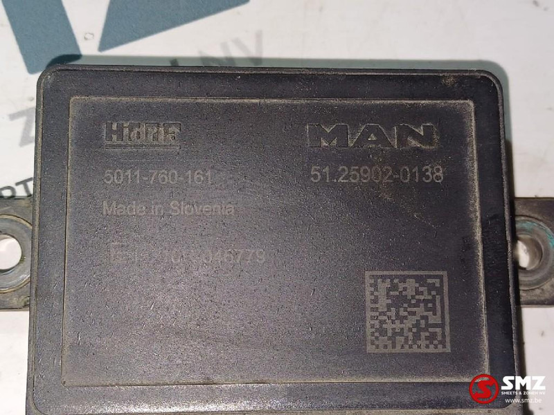 MAN Occ ECU relais gloeisysteem MAN - Unidad de control para Camión: foto 4 MAN Occ ECU relais gloeisysteem MAN - Unidad de control para Camión: foto 4