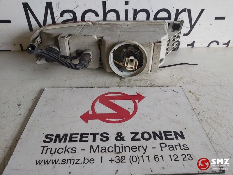 MAN Occ Mistlicht rechts MAN TGA - Faro antiniebla para Camión: foto 2 MAN Occ Mistlicht rechts MAN TGA - Faro antiniebla para Camión: foto 2