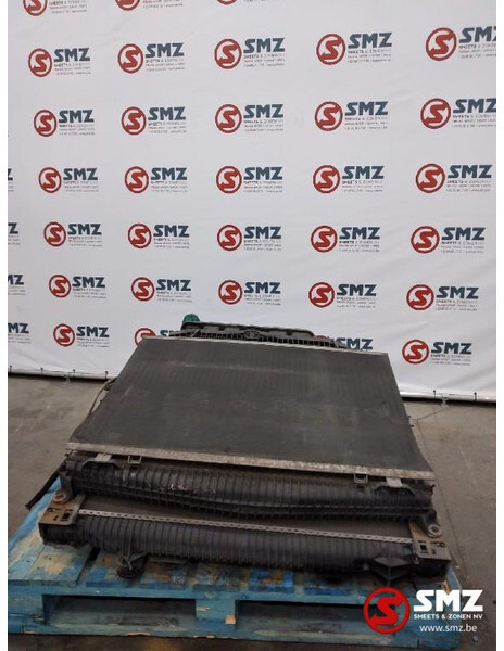 MAN Occ Radiator intercooler MAN TGA - Radiador para Camión: foto 3 MAN Occ Radiator intercooler MAN TGA - Radiador para Camión: foto 3