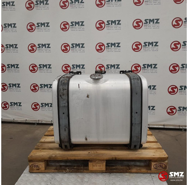 MAN Occ brandstoftank 330L + brandstofniveausensor + s - Depósito de combustible para Camión: foto 1 MAN Occ brandstoftank 330L + brandstofniveausensor + s - Depósito de combustible para Camión: foto 1